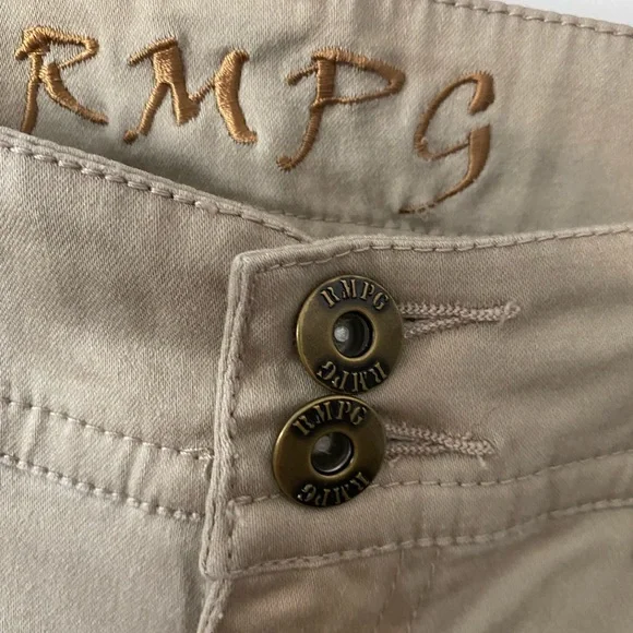 💥 SALE💥 BNWT Rampage jeans in beige - Picture 3 of 6